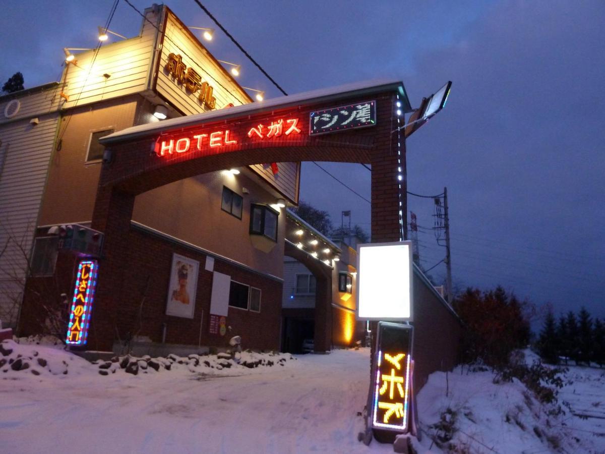 Hotel Vegas (Adults Only) Sapporo Dış mekan fotoğraf